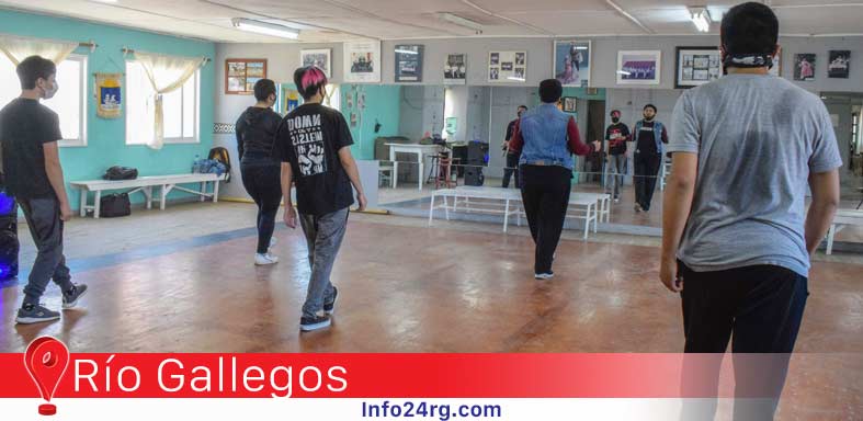 Danzas Sociales en el Centro Cultural Orkeke
