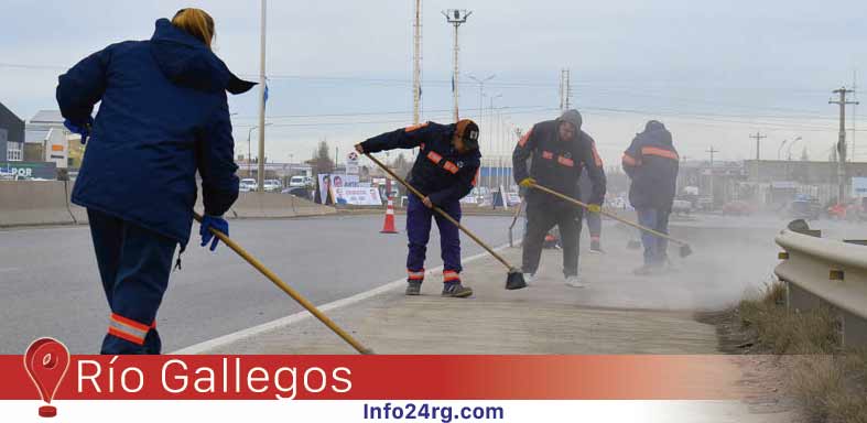 Autovía 17 de Octubre y Parque de los Dinosaurios