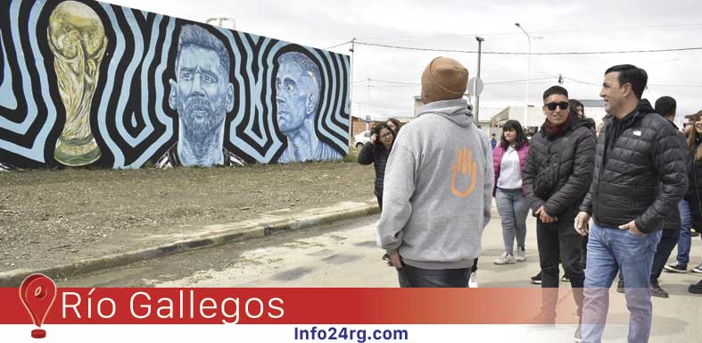 El barrio Procrear suma atractivos con murales realizados por grafiteros y muralistas