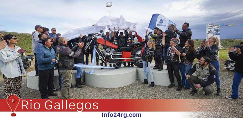 Río Gallegos inaugura monumento en honor a los motociclistas y viajeros del mundo