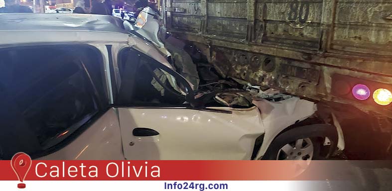 Conductor choca su Renault Kwid