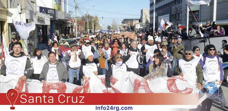 Docentes santacruceños protestarán