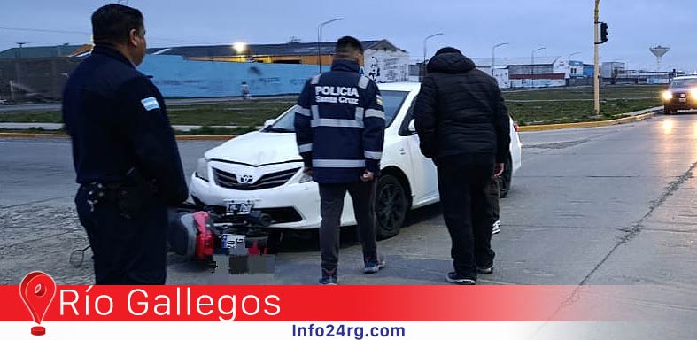 una motociclista fracturada tras un choque
