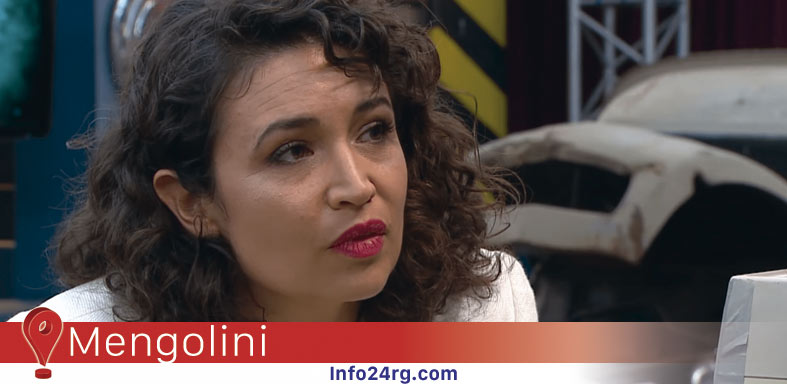 Julia Mengolini