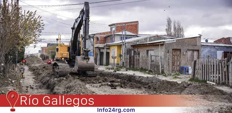 Con inversión propia, el Municipio construye cordón cuneta en 10 cuadras del barrio Juan Pablo II