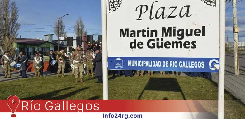 Acto oficial en Plaza Güemes