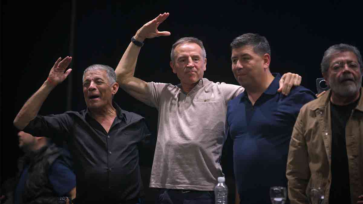 Sin paro inmediato, la CGT prepara medidas por sector y movilizaciones conjuntas
