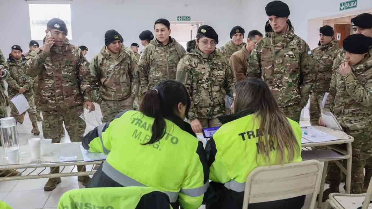 Río Gallegos llevó el trámite de licencias al Regimiento para más de 100 soldados