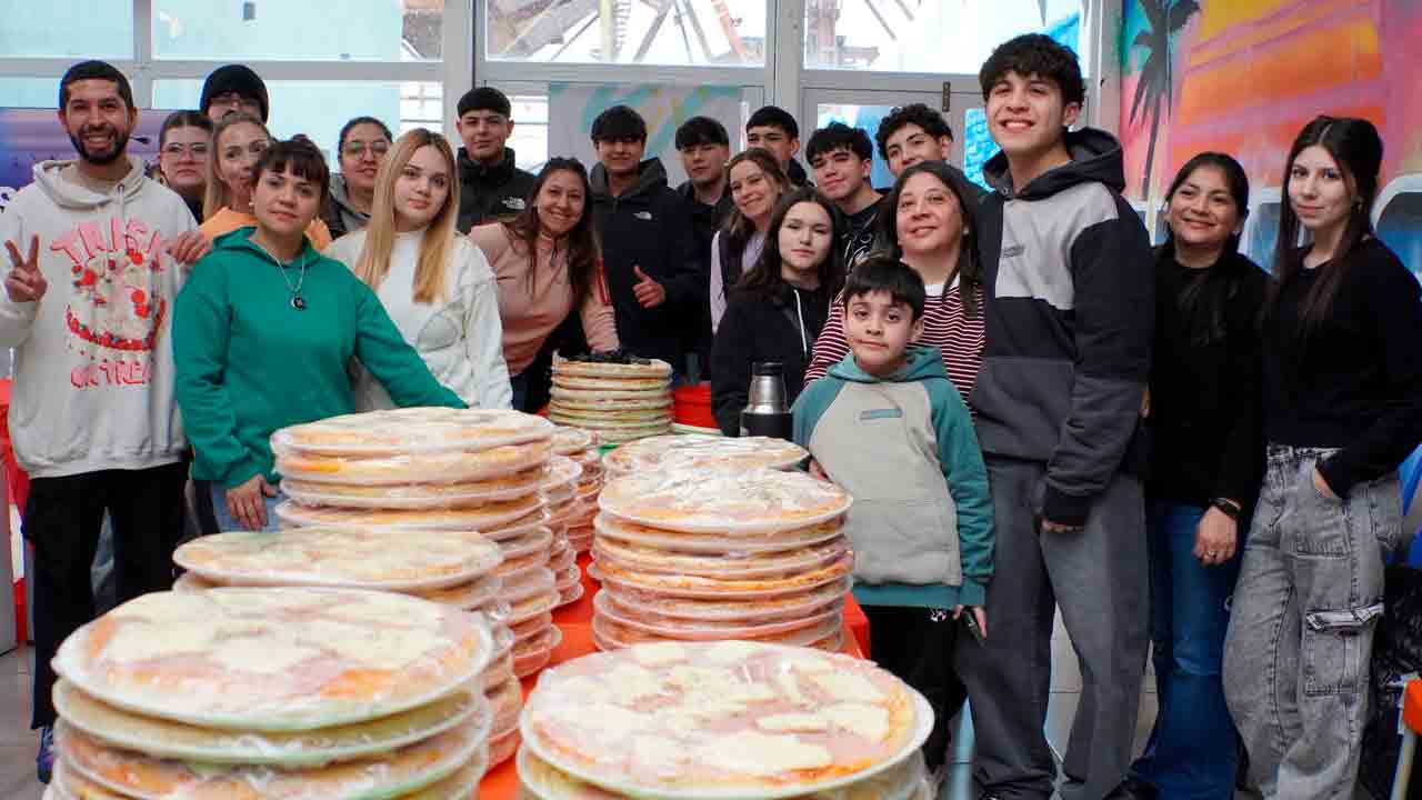 La Municipalidad impulsa una propuesta solidaria para egresados de secundaria