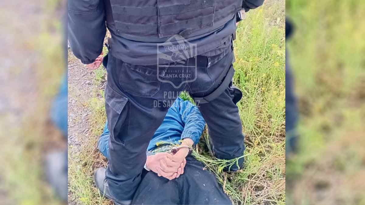 Hurto en pleno centro de Caleta Olivia: recuperaron una campera y hubo dos involucrados