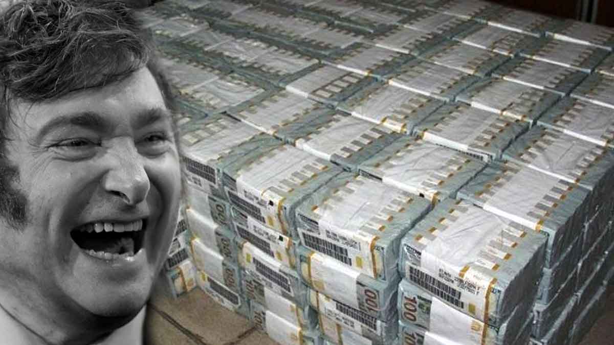 Histórico: Javier Milei toma deuda en dólares para despedir trabajadores
