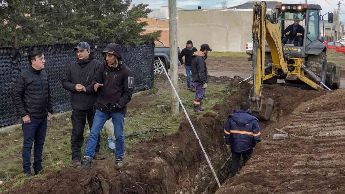 Río Gallegos prueba un nuevo sistema de drenaje en una zona afectada por acumulación de agua