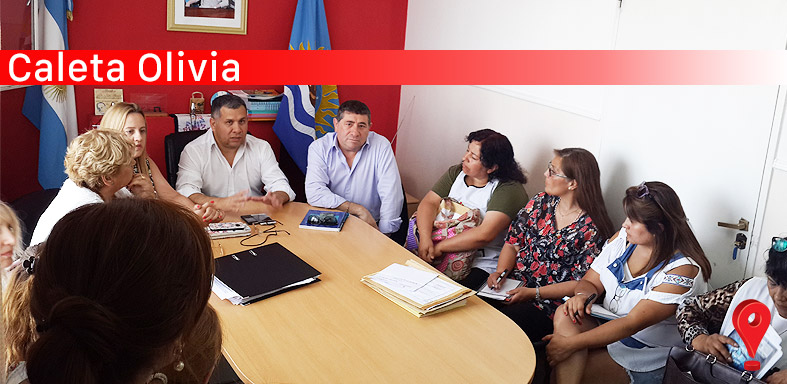 Autoridades de IDUV y Educación se reunieron con directivos