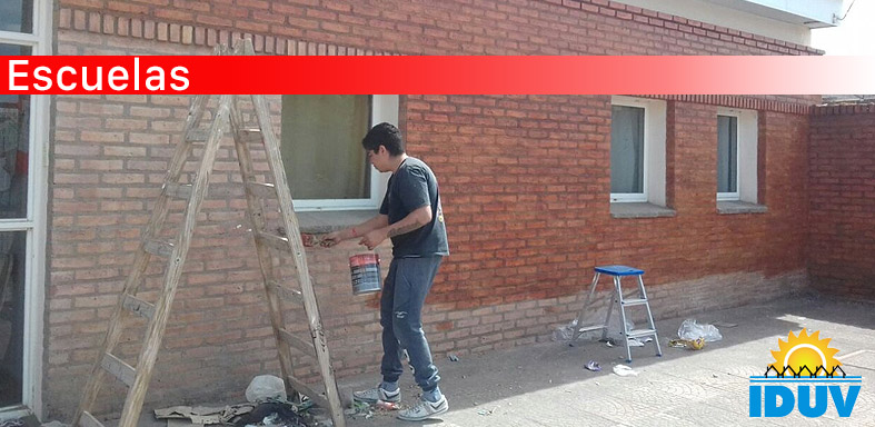 Continúan los trabajos en distintas instituciones educativas de Santa Cruz