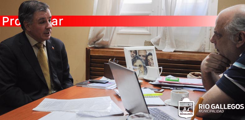 El Intendente Giubetich recibió al flamante cónsul de la República de Chile