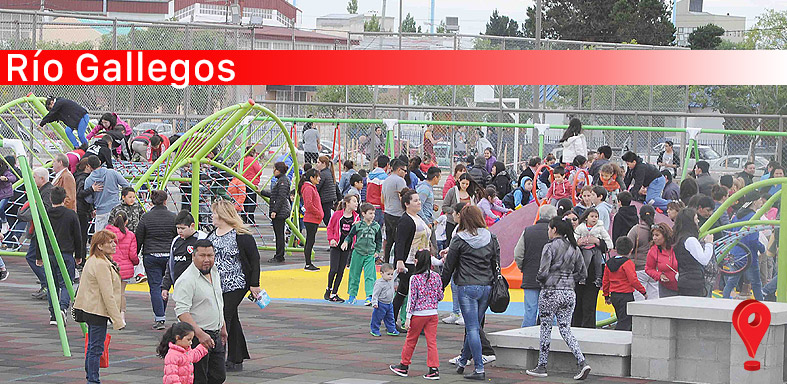 La familia acompañó inauguración del Parque de la ciudad